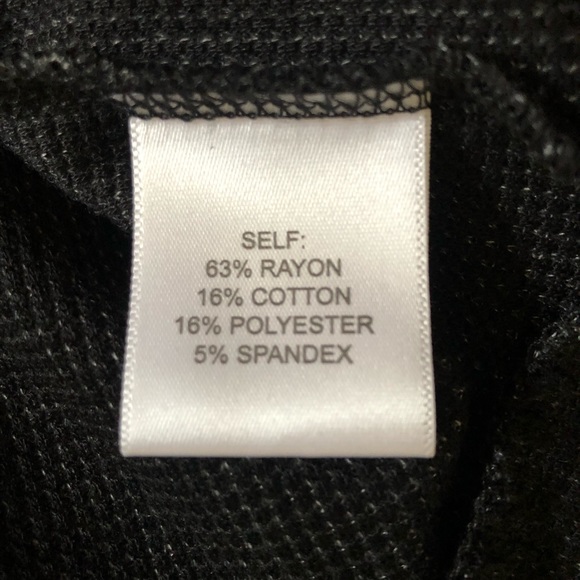 Jane and Delaney Long Sleeve Waffle Fabric Top - Picture 6 of 7